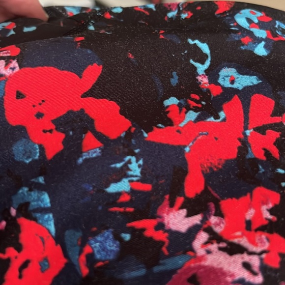 Z By Zella Women’s Floral Leggings - Medium - Picture 7 of 7